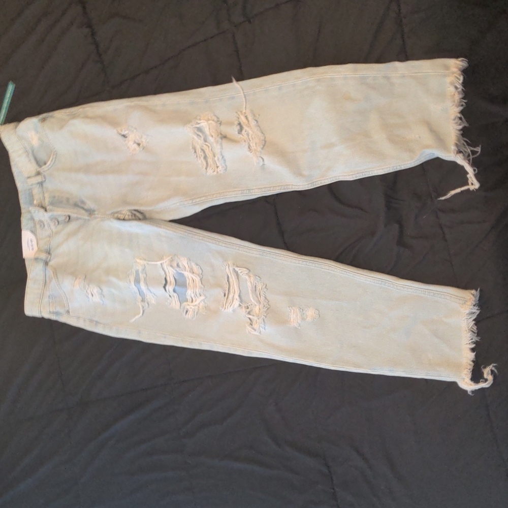 Low waist ripped H&m boyfriend jeans